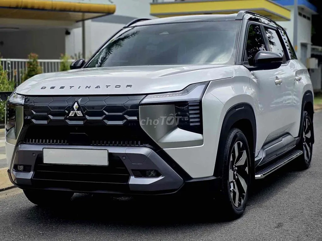Mitsubishi Destinator 2026 photo 3