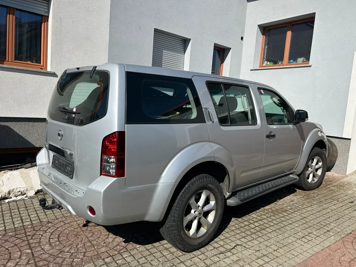 Nissan Pathfinder