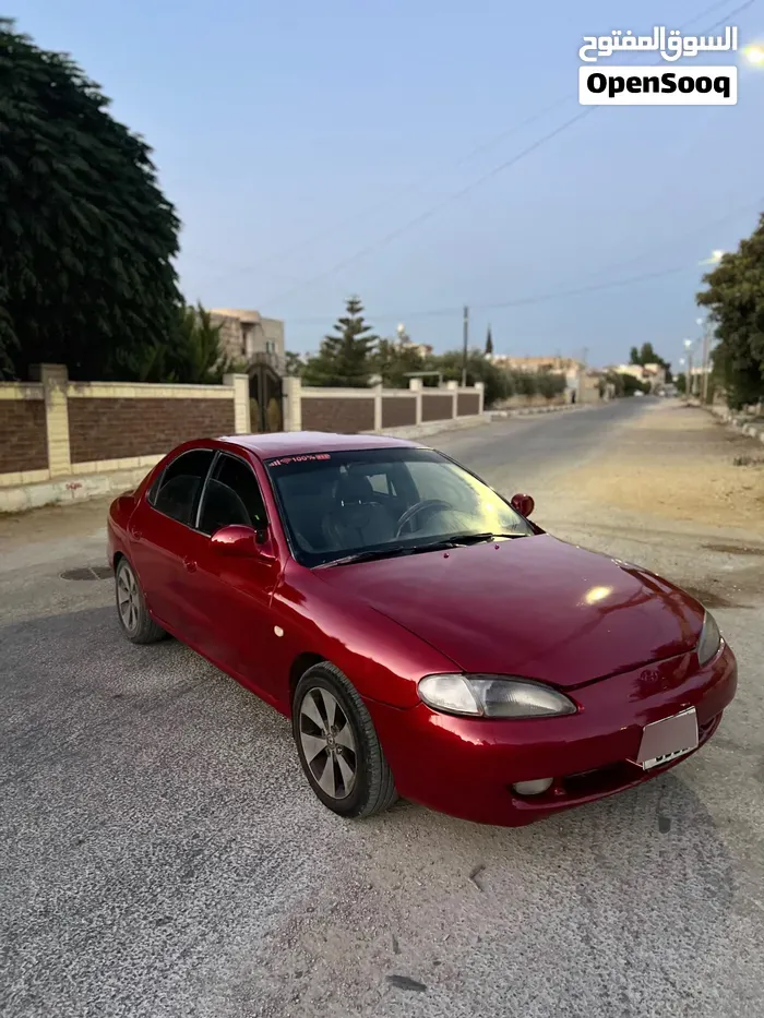 Hyundai Avante 1995 photo 3