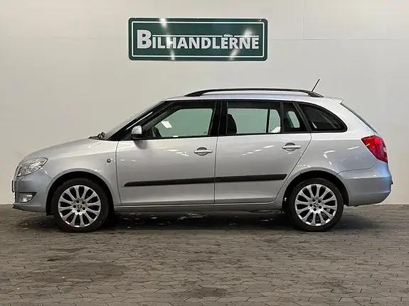 Skoda Fabia 2013 photo 4