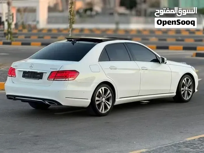 Mercedes-Benz E300 2015 photo 4