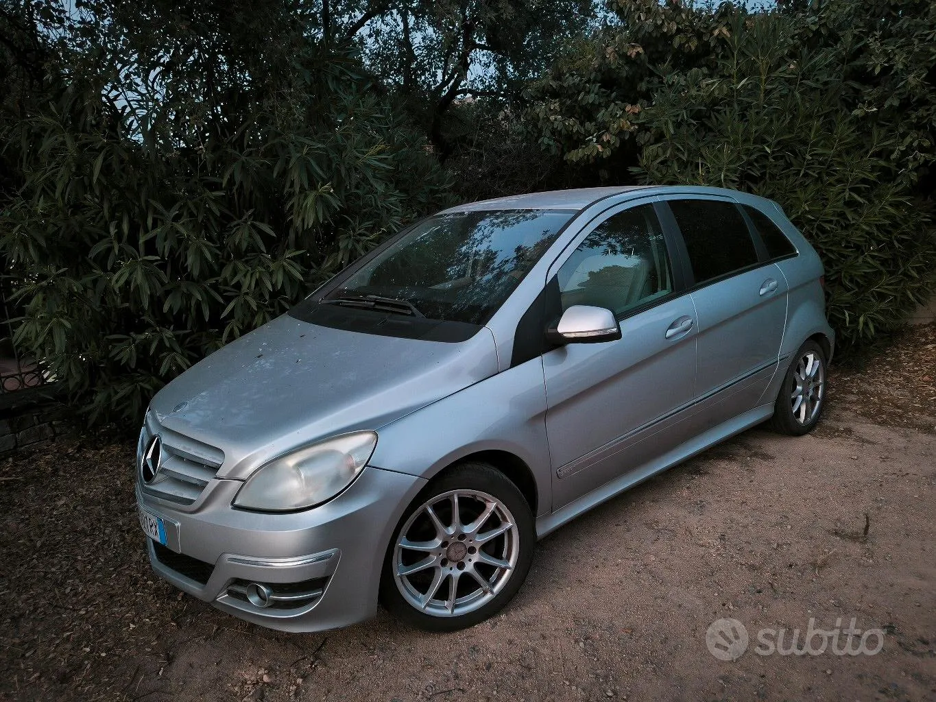 Mercedes-Benz C-Class 2009 photo 2