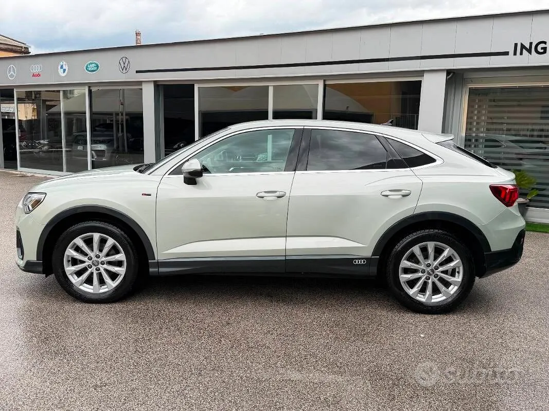 Audi Q3 2019 photo 3