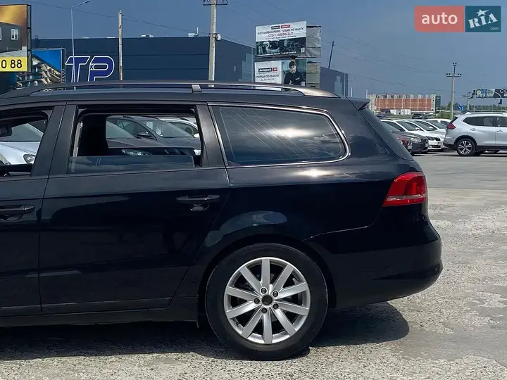 Volkswagen Passat 2013 photo 3