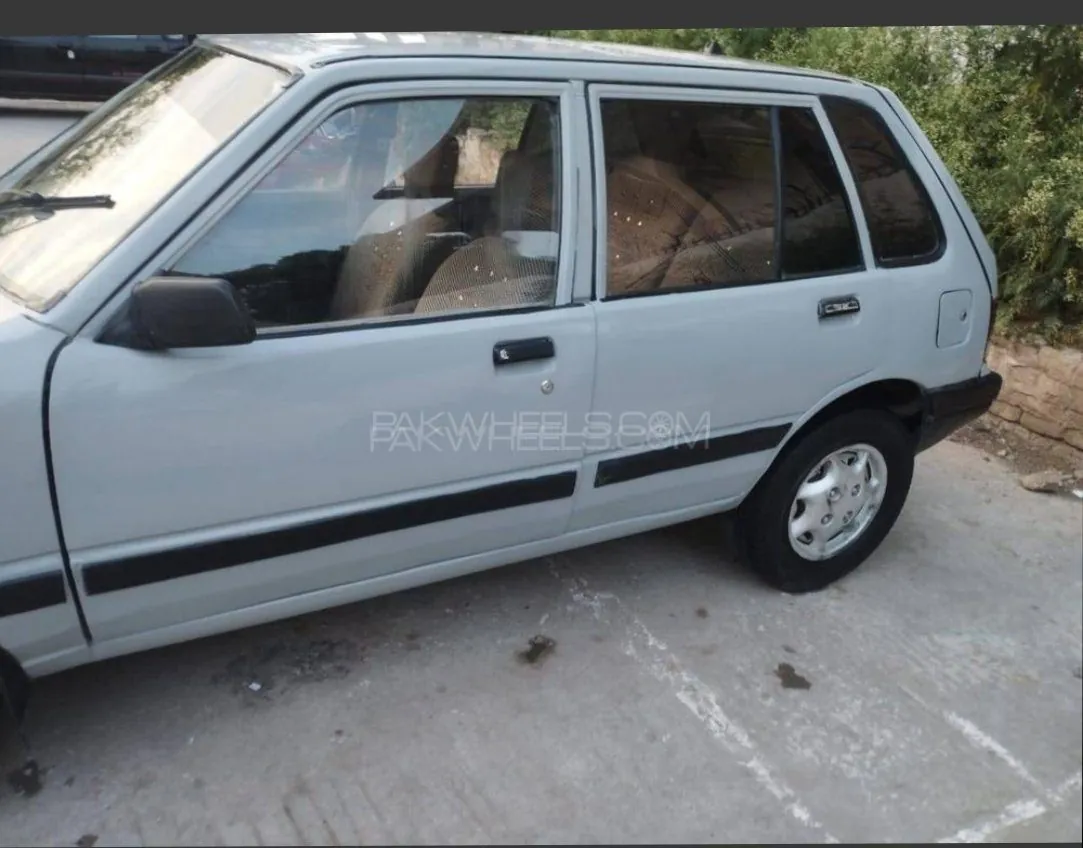 Suzuki Khyber
