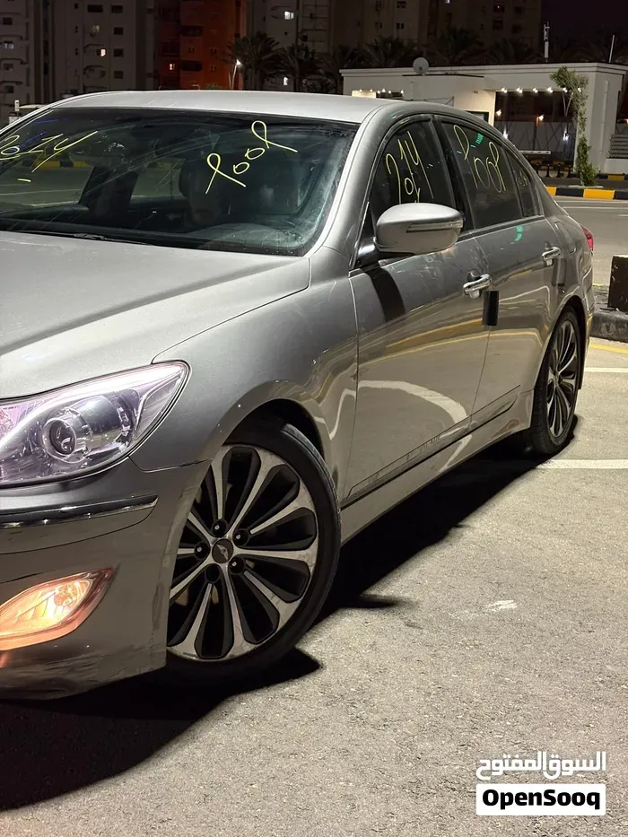 Genesis G80 2014 photo 3