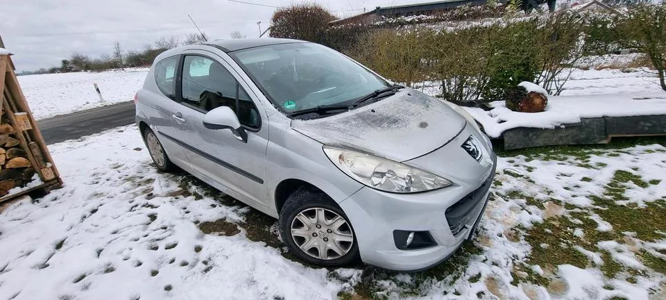 Peugeot 207