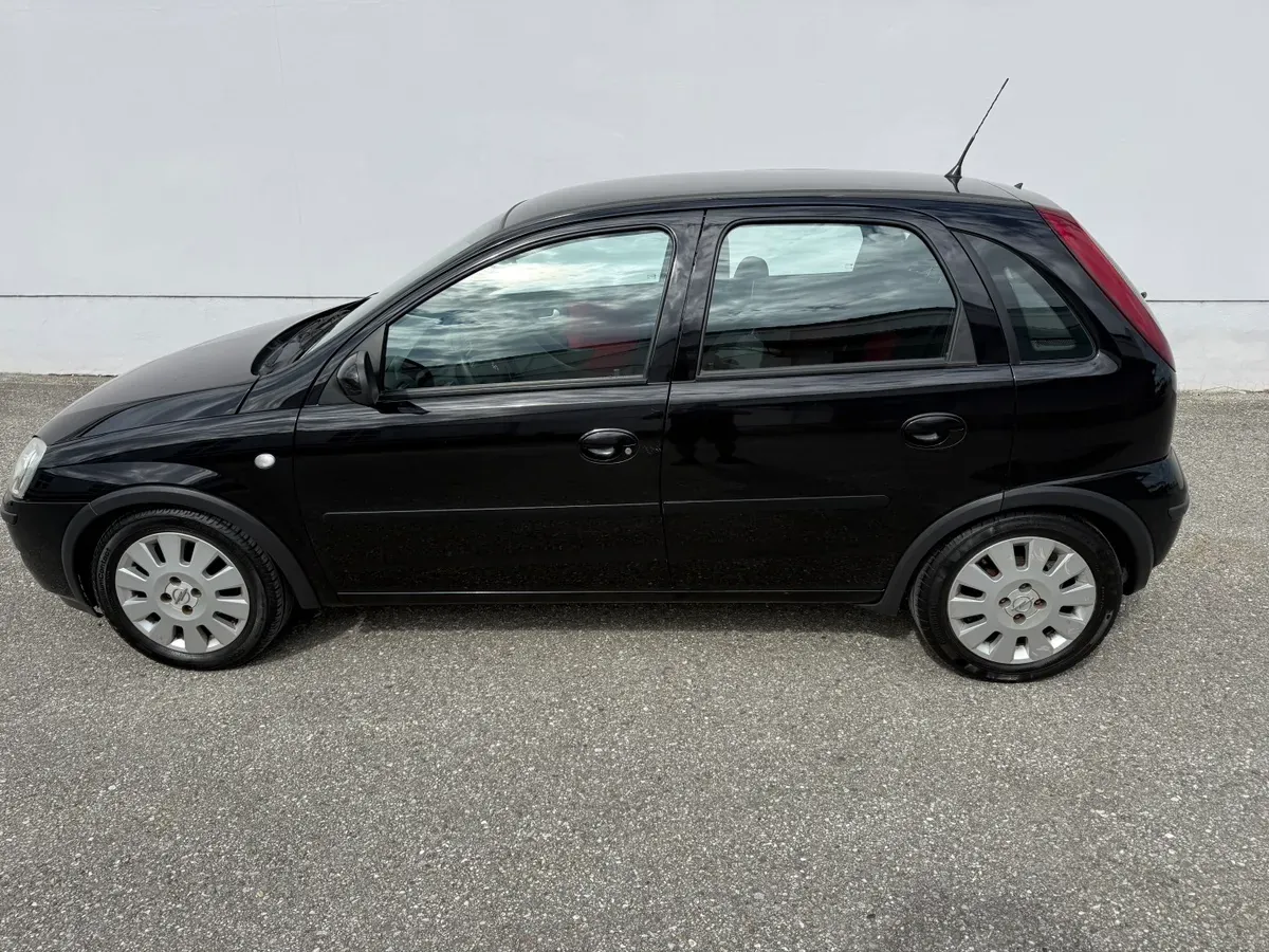Opel Corsa 2005 photo 3