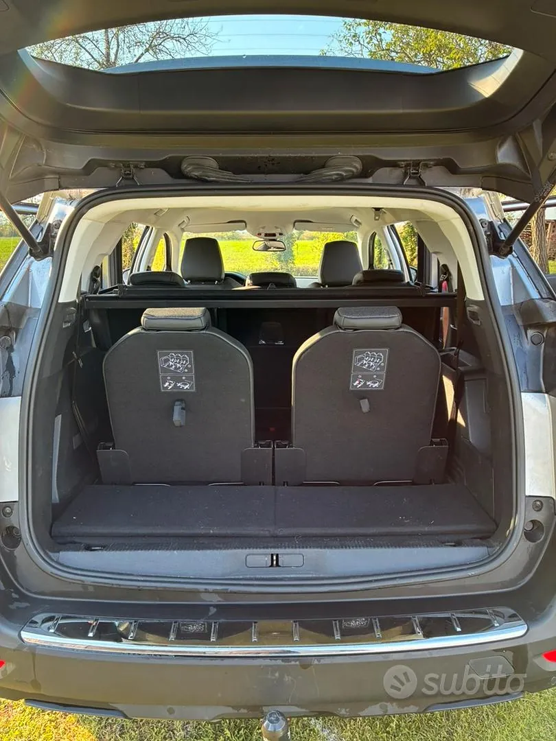 Peugeot 5008 2026 photo 2