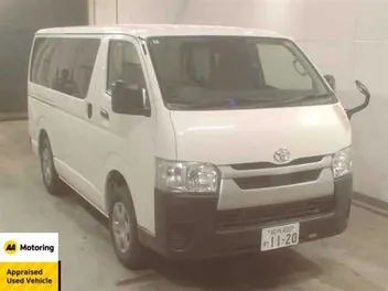Toyota Hiace 2022 photo 2