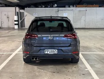 Volkswagen Golf 2018 photo 4
