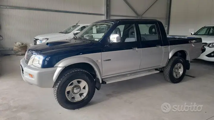 Mitsubishi L200 2005 photo 4