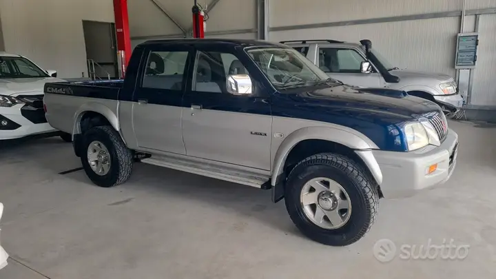 Mitsubishi L200 2005 photo 3