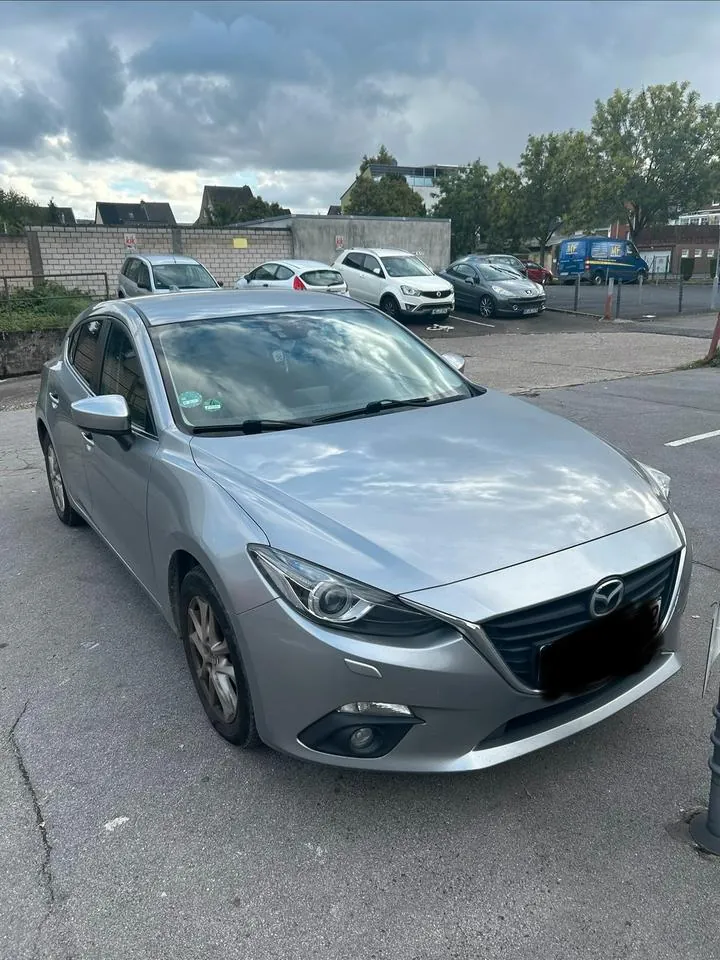 Mazda 3