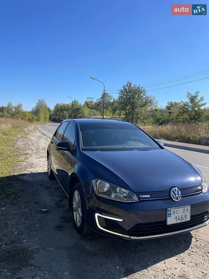 Volkswagen E-Golf 2016 photo 3