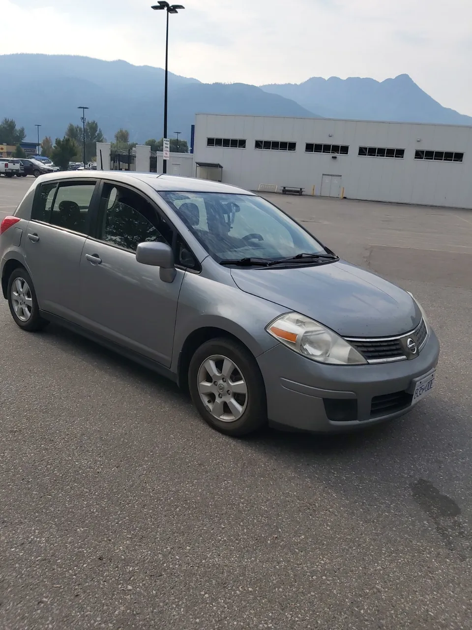 Nissan Versa 2009 photo 2