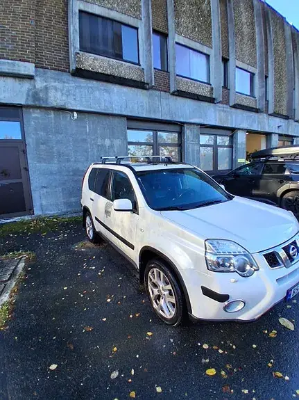 Nissan X-Trail 2011 photo 3