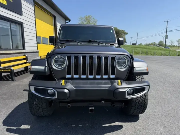 Jeep Wrangler Unlimited 2018 photo 2