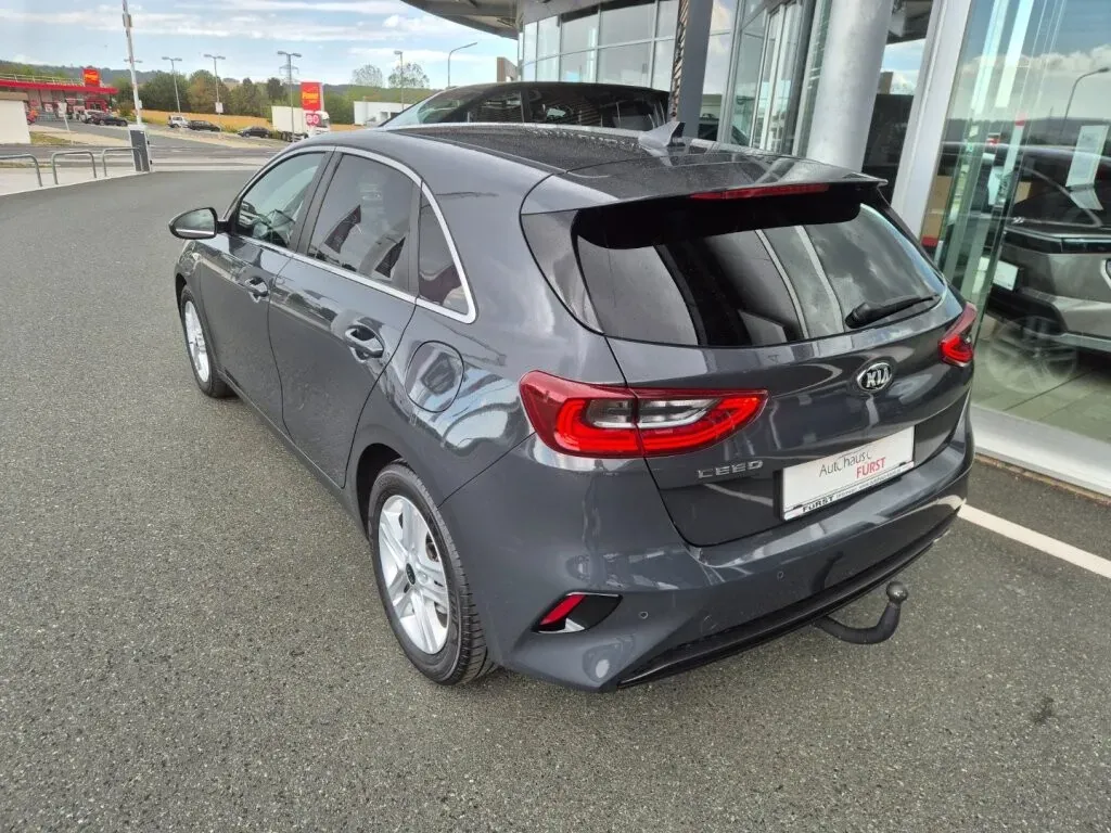 Kia Ceed 2019 photo 3