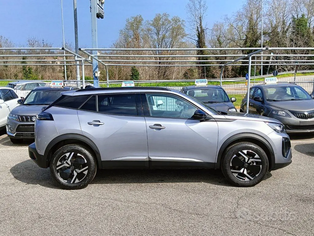 Peugeot 2008 2025 photo 4