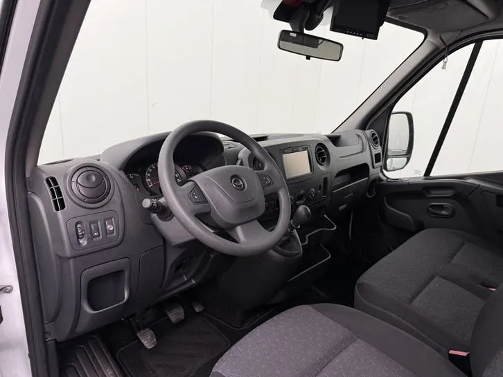 Opel Movano 2019 photo 3
