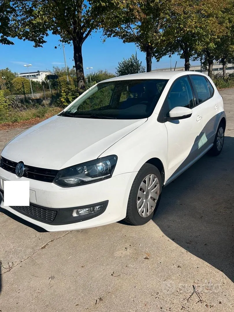 Volkswagen Polo 2013 photo 2