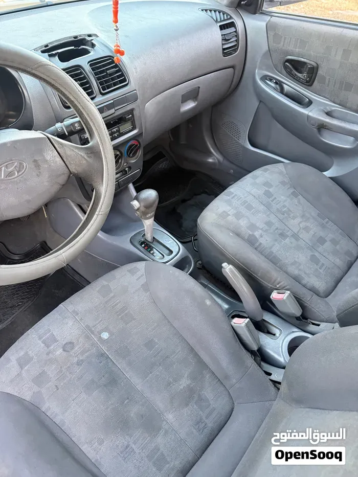 Hyundai Accent 2005 photo 3