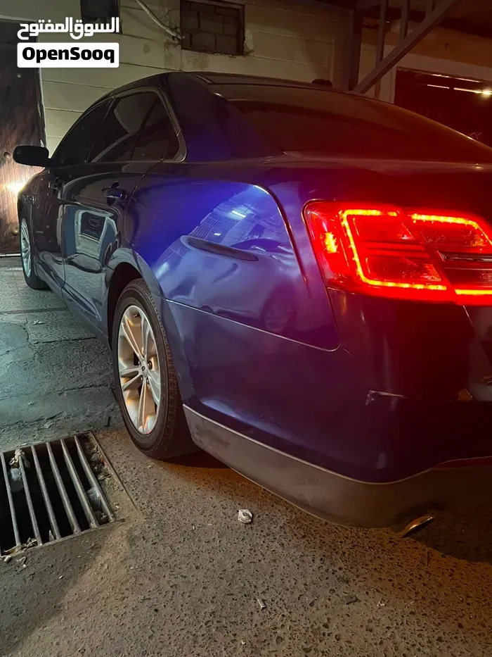Ford Taurus
