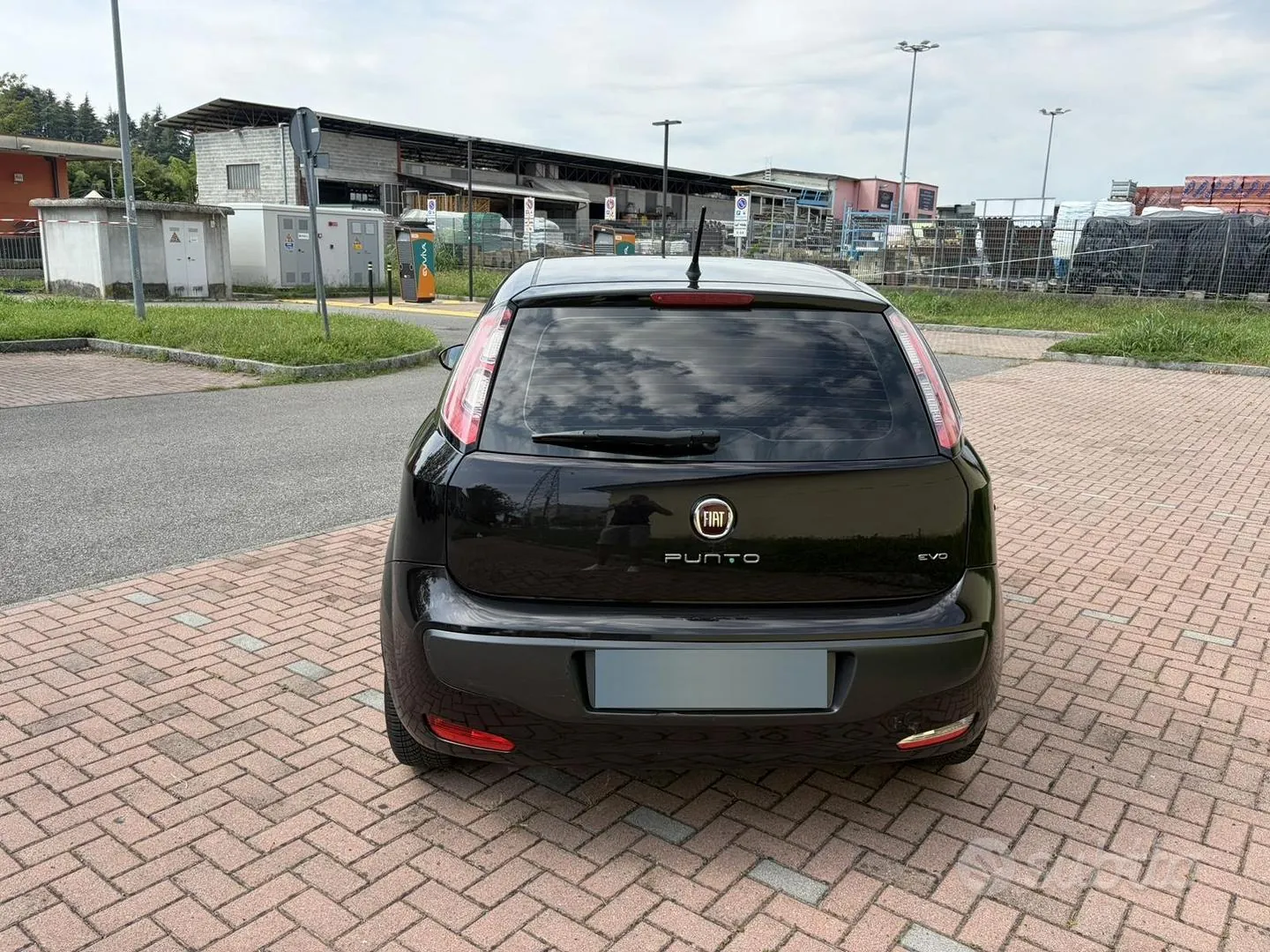 Fiat Punto 2009 photo 4