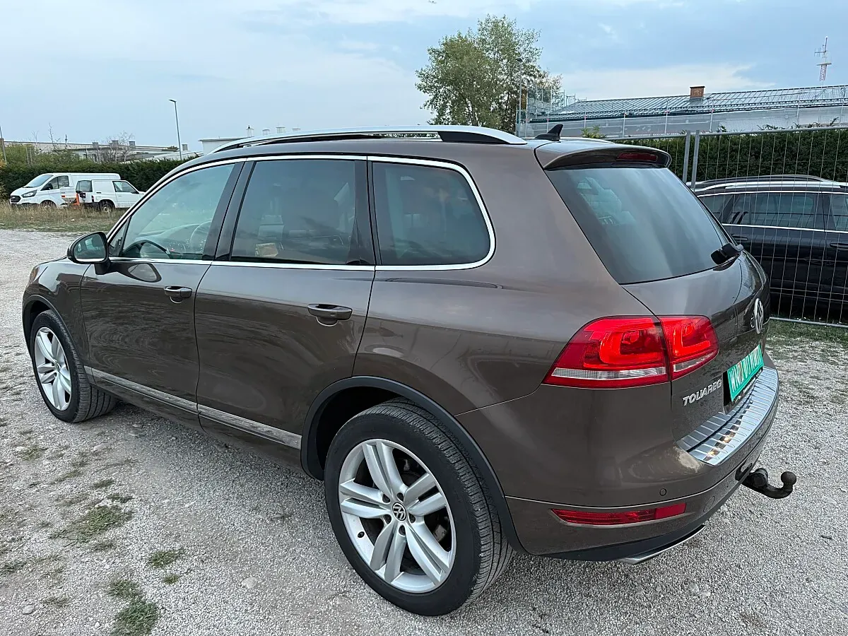 Volkswagen Touareg 2011 photo 3