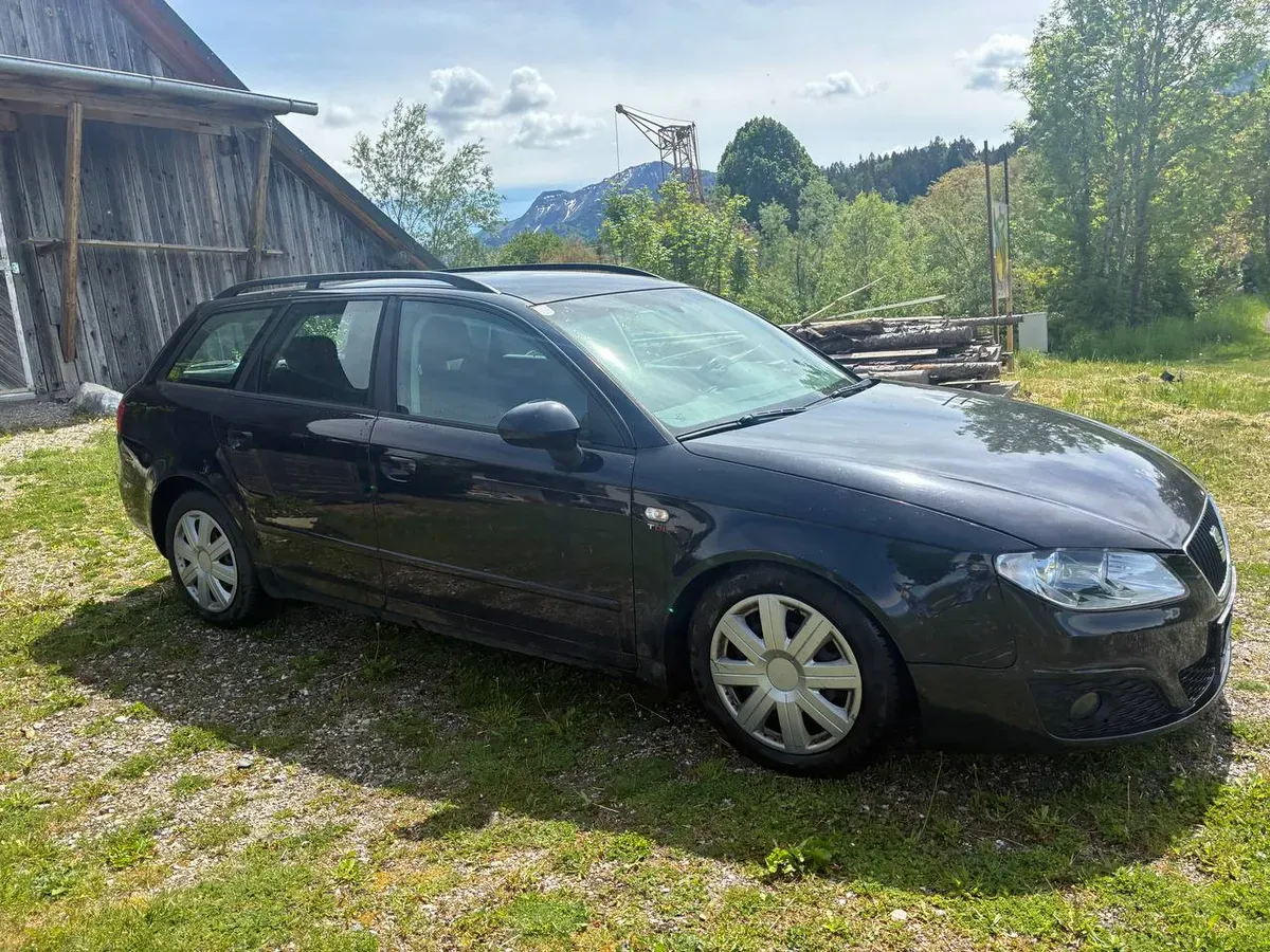 Seat Exeo 2010 photo 2