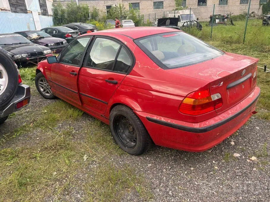 BMW 316 2003 photo 2