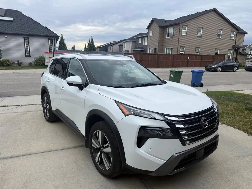 Nissan Rogue 2025 photo 2