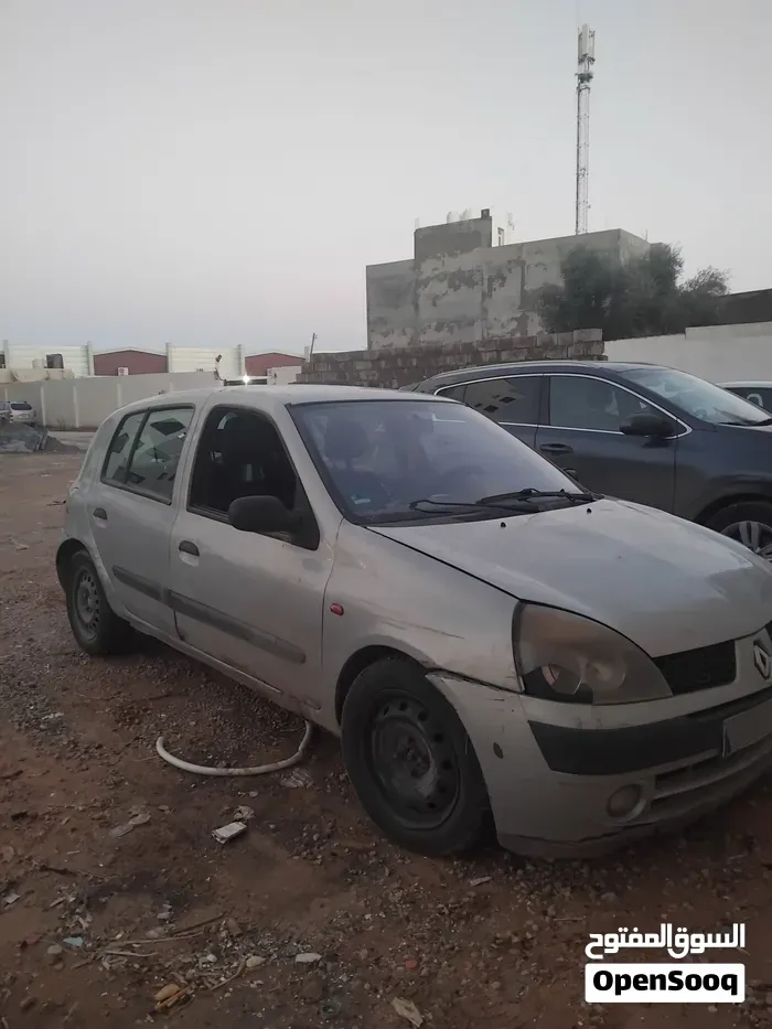 Renault Clio 2006 photo 3