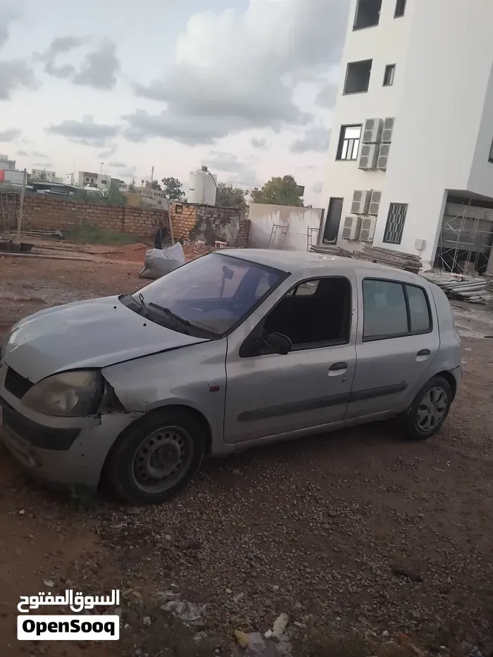 Renault Clio 2006 photo 4