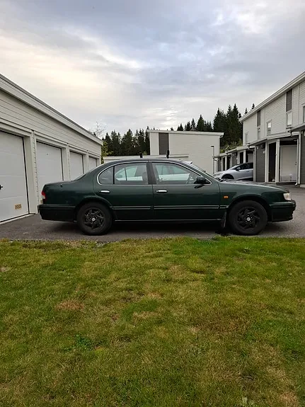 Nissan Maxima 1998 photo 3