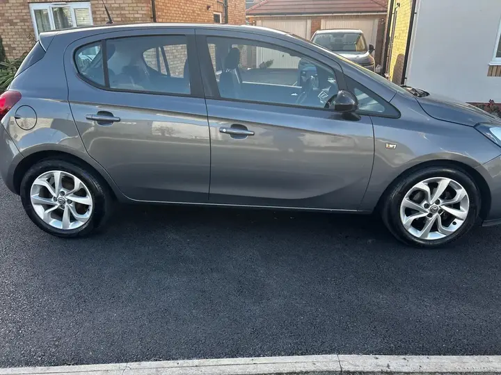 Vauxhall Corsa 2015 photo 2