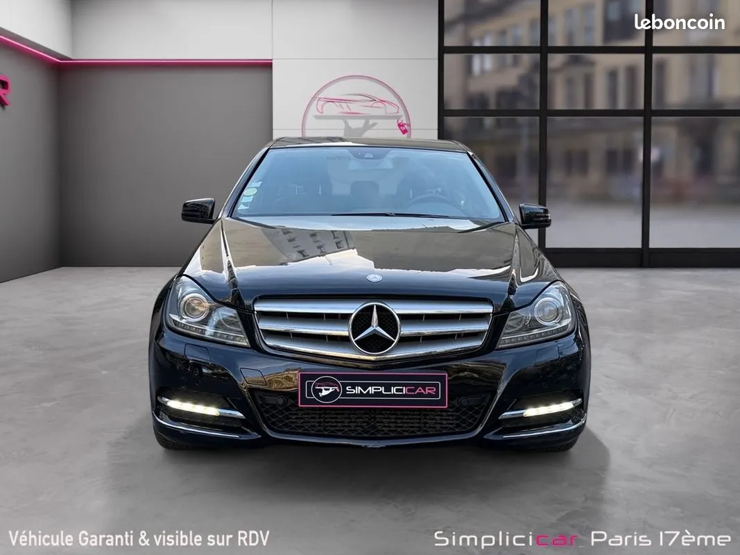 Mercedes-Benz C-Class 2011 photo 4