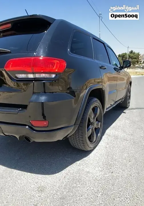 Jeep Grand Cherokee 2011 photo 3