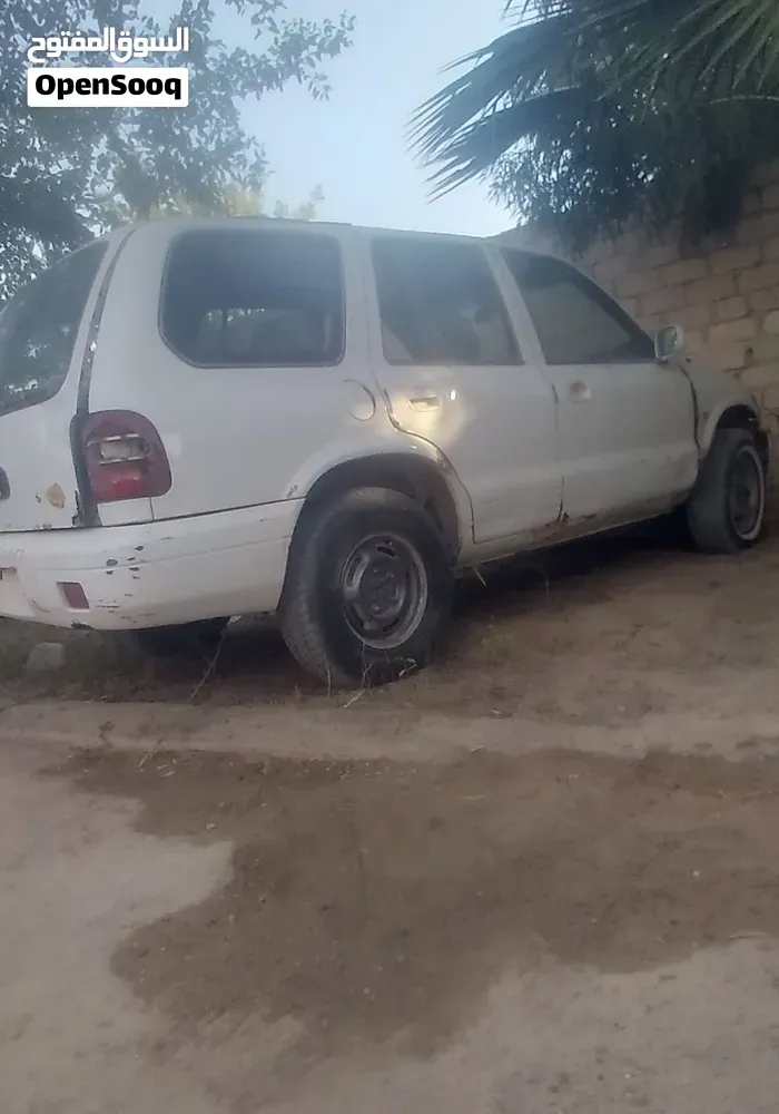 Kia Besta 1997 photo 4