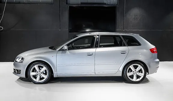Audi A3 2011 photo 3