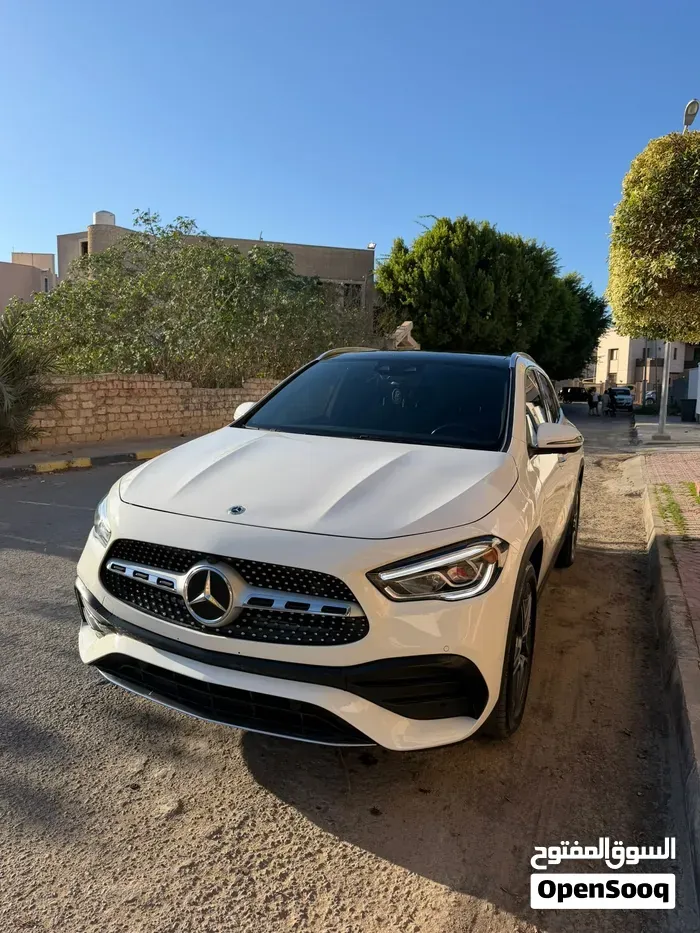 Mercedes-Benz Gla 2024 photo 2
