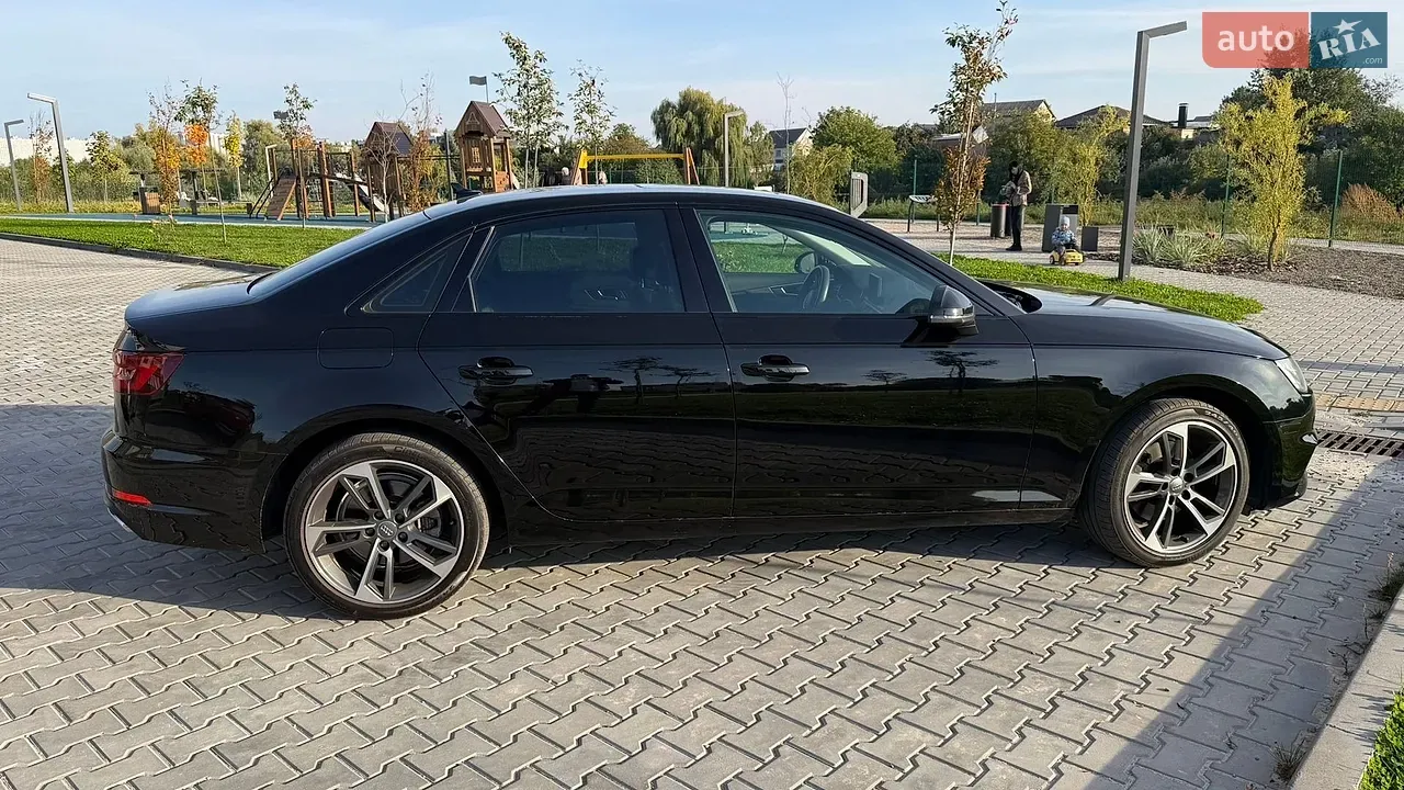 Audi A4 2019 photo 5