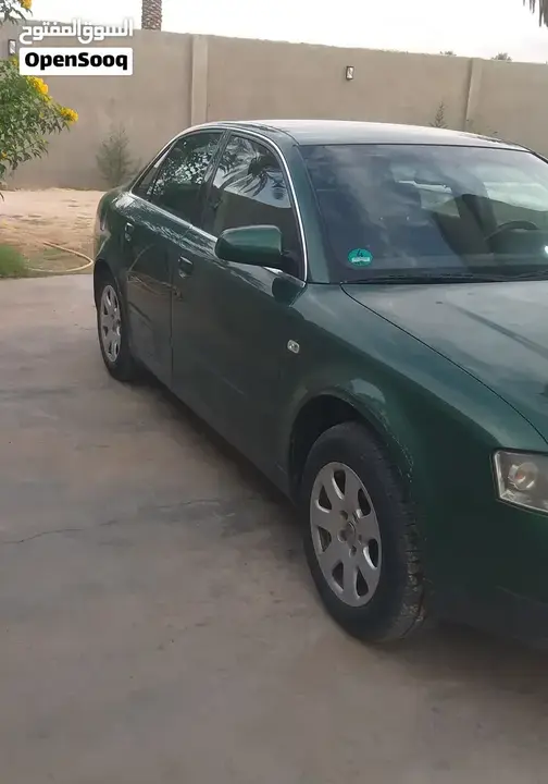 Audi A4 2004 photo 2