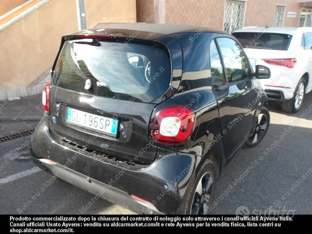 Smart Fortwo 2022 photo 5