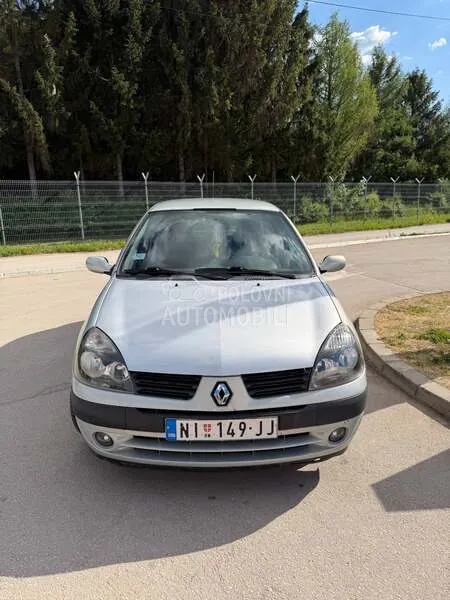 Renault Clio 2002 photo 5