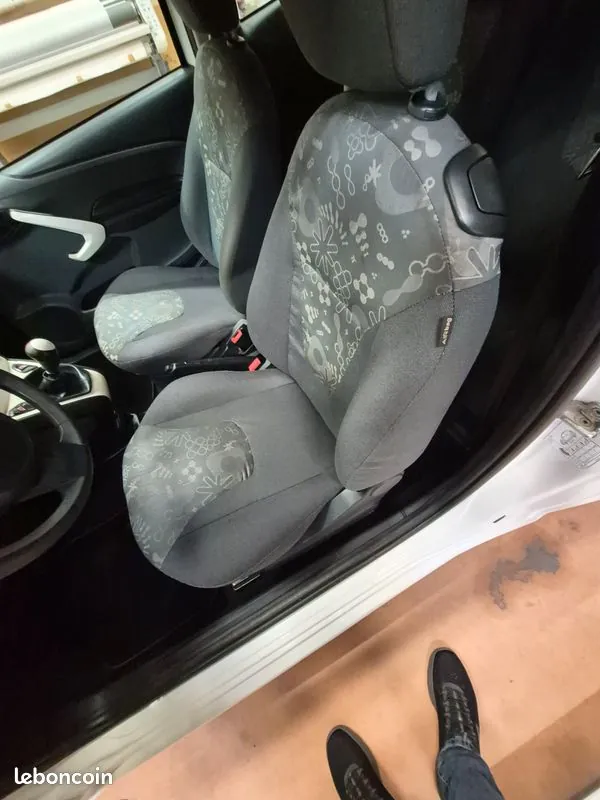 Ford Ka 2012 photo 4