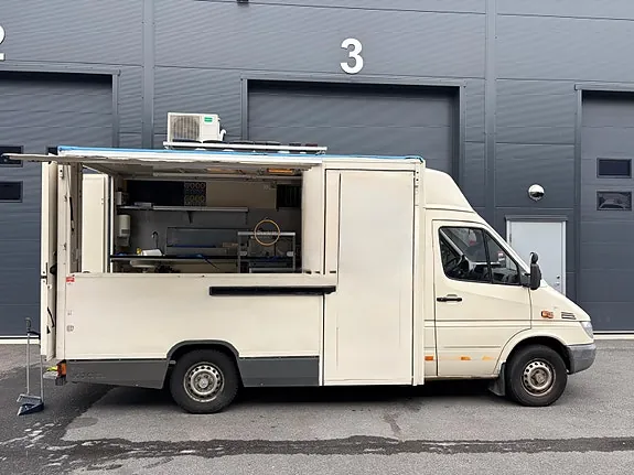 Mercedes-Benz Sprinter 2002 photo 5