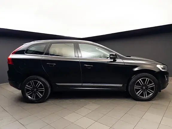 Volvo Xc60 2017 photo 4
