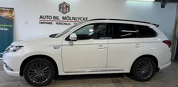 Mitsubishi Outlander 2020 photo 2